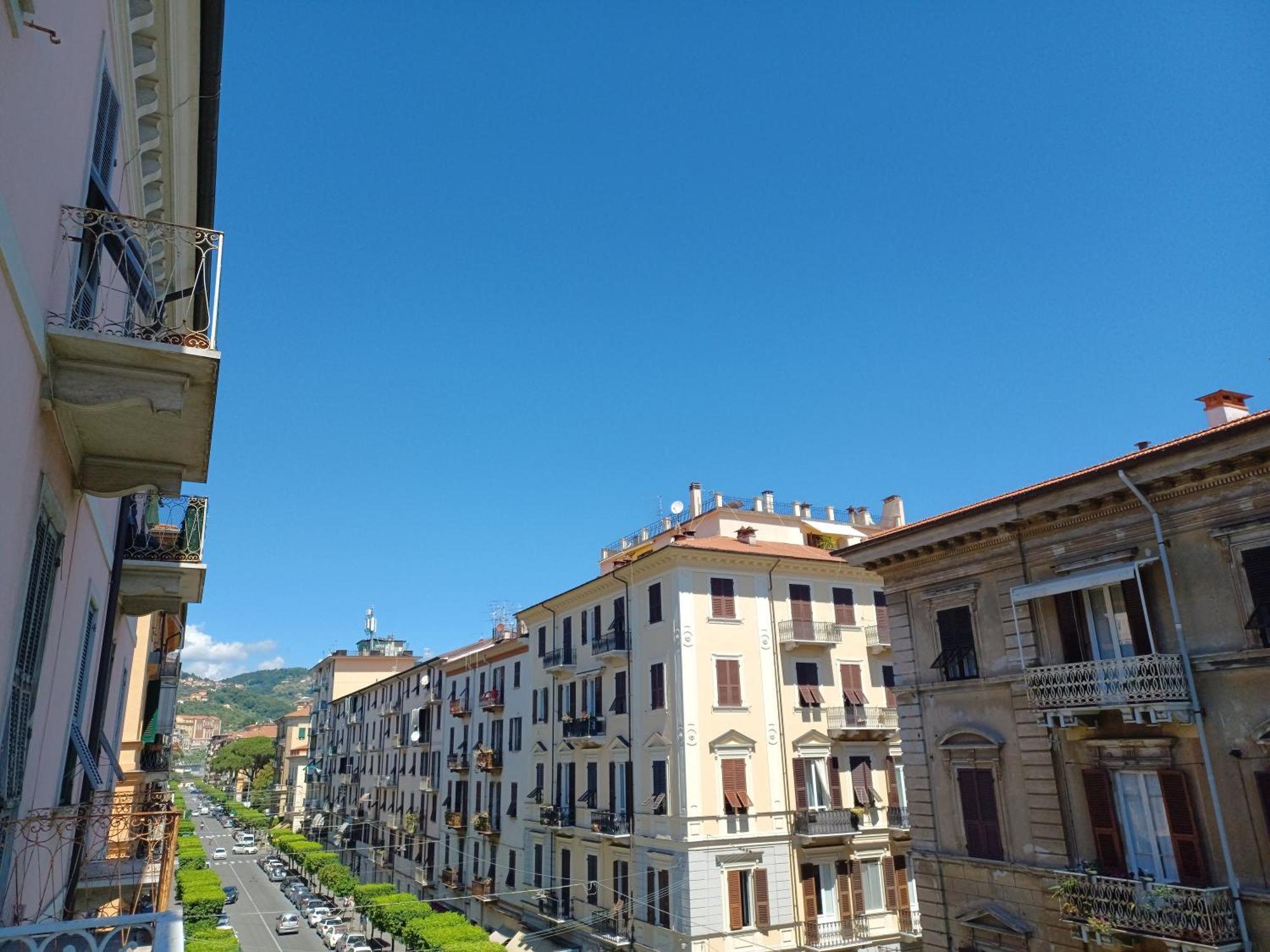 Cavour257 Apartment La Spezia Ngoại thất bức ảnh